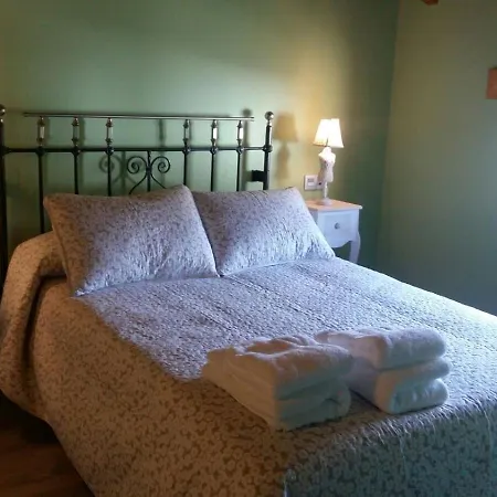 Turistico Casas De Manuel Nyaraló La Pola de Gordon