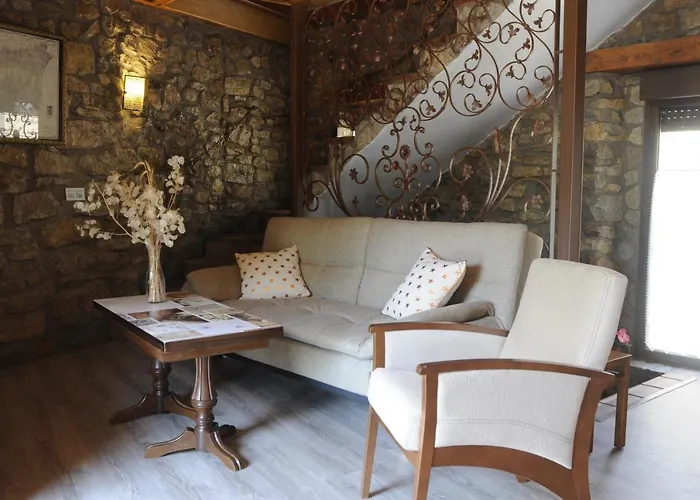 Turistico Casas De Manuel La Pola de Gordon